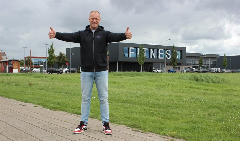 Leon de Gee is ontzettend blij dat de deuren van zijn sportschool weer open zijn. (Foto: Martijn Mastenbroek)