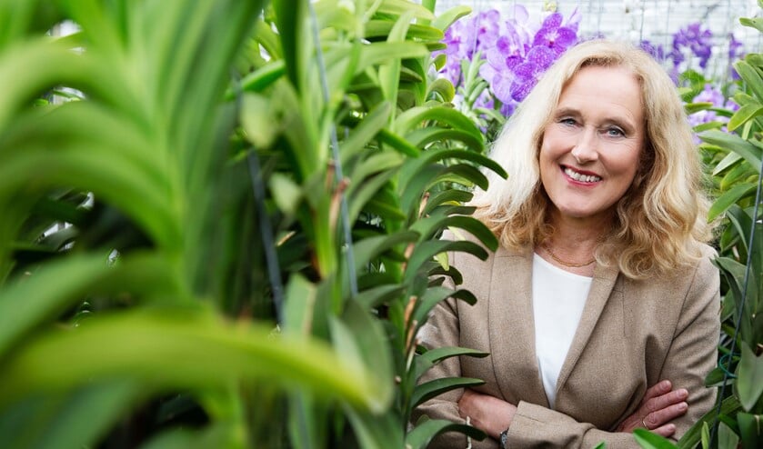 <p>"Voor veel telers ís de huidige situatie nu al nadrukkelijk een crisis”, aldus Adri Bom-Lemstra, voorzitter van Glastuinbouw Nederland. (Foto: PR/Fotostudio GJ Vlekke) </p>