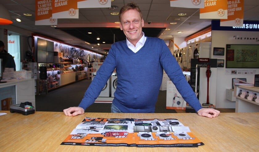 <p>Jeroen van Dongen heeft drie winkels en denkt aan uitbreiding.</p>