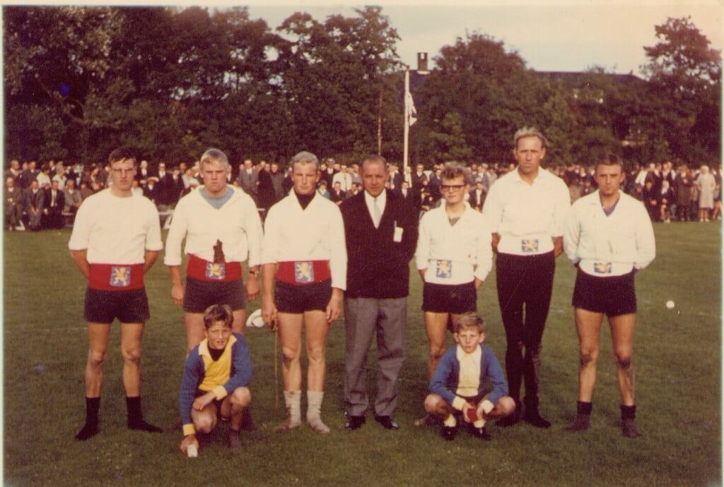 Oldehove '66: Gerrit Langerak, Wilke Kolthof, Gerrit de Jong en Gerrit Halbesma, Hotze Schuil en Klaas Cuperus