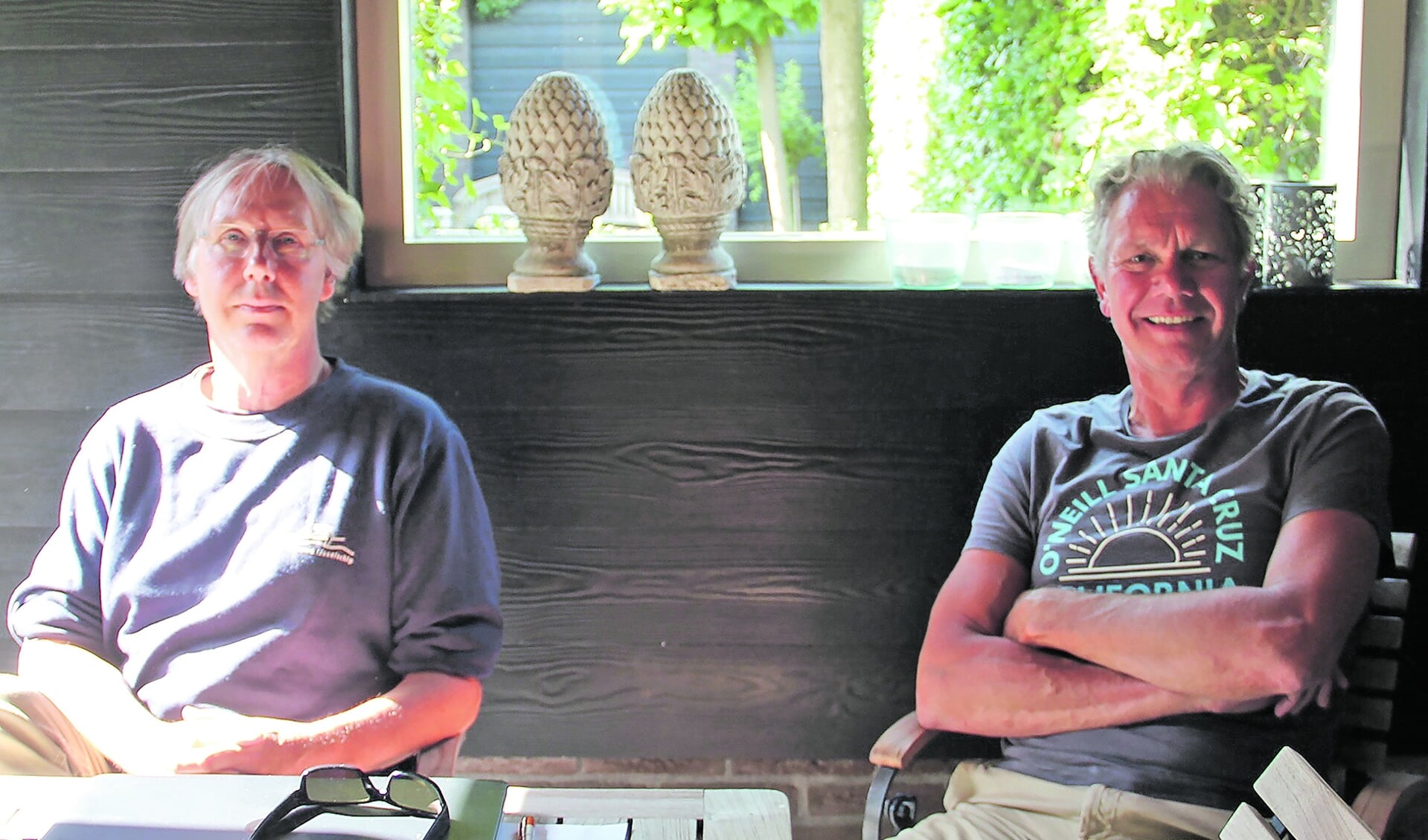 Wim Knol (L) en Sjaak Six (R) van het comité tot Behoud Abrona Oudewater.