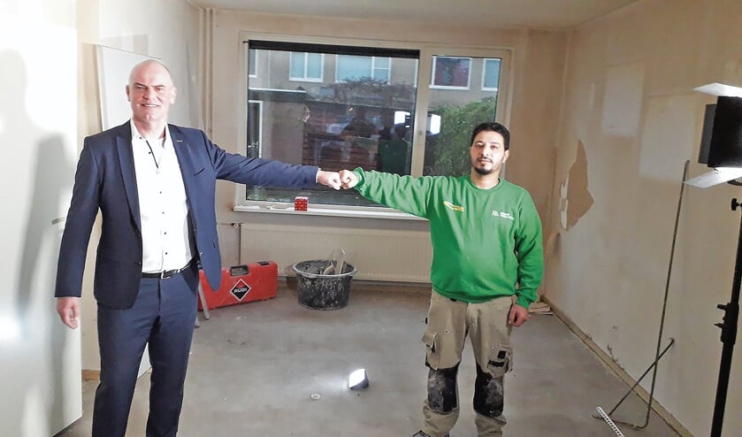 <p pstyle="BODY">Een enthousiaste statushouder in dienst van bouwbedrijf Bakker Arkel in Bergambacht.</p>