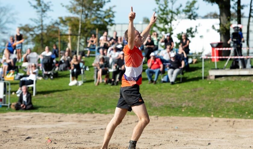19-09-2020: Polsstokspringen: NK Fierljeppen: Burgum
Rian Baas
