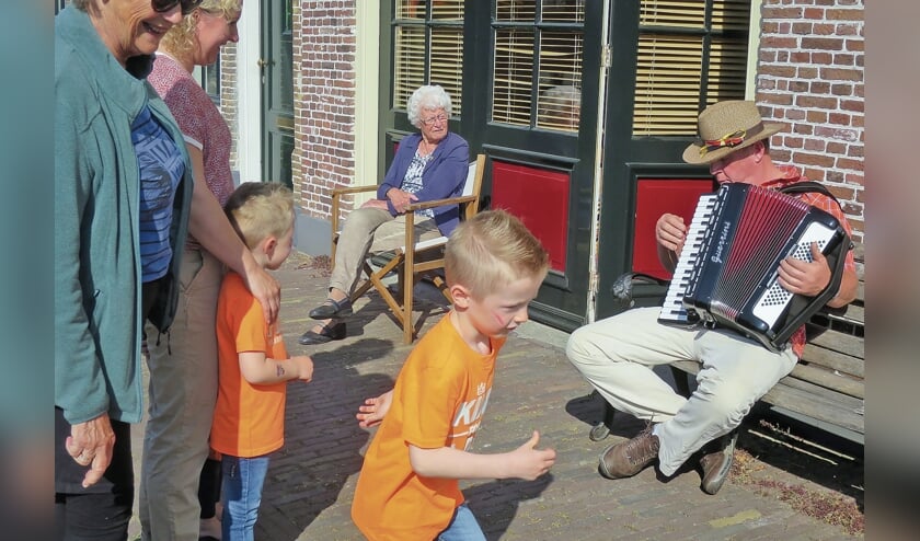 <p>Koningsdag 2020 in Haastrecht met diverse muzikale optredens.</p>