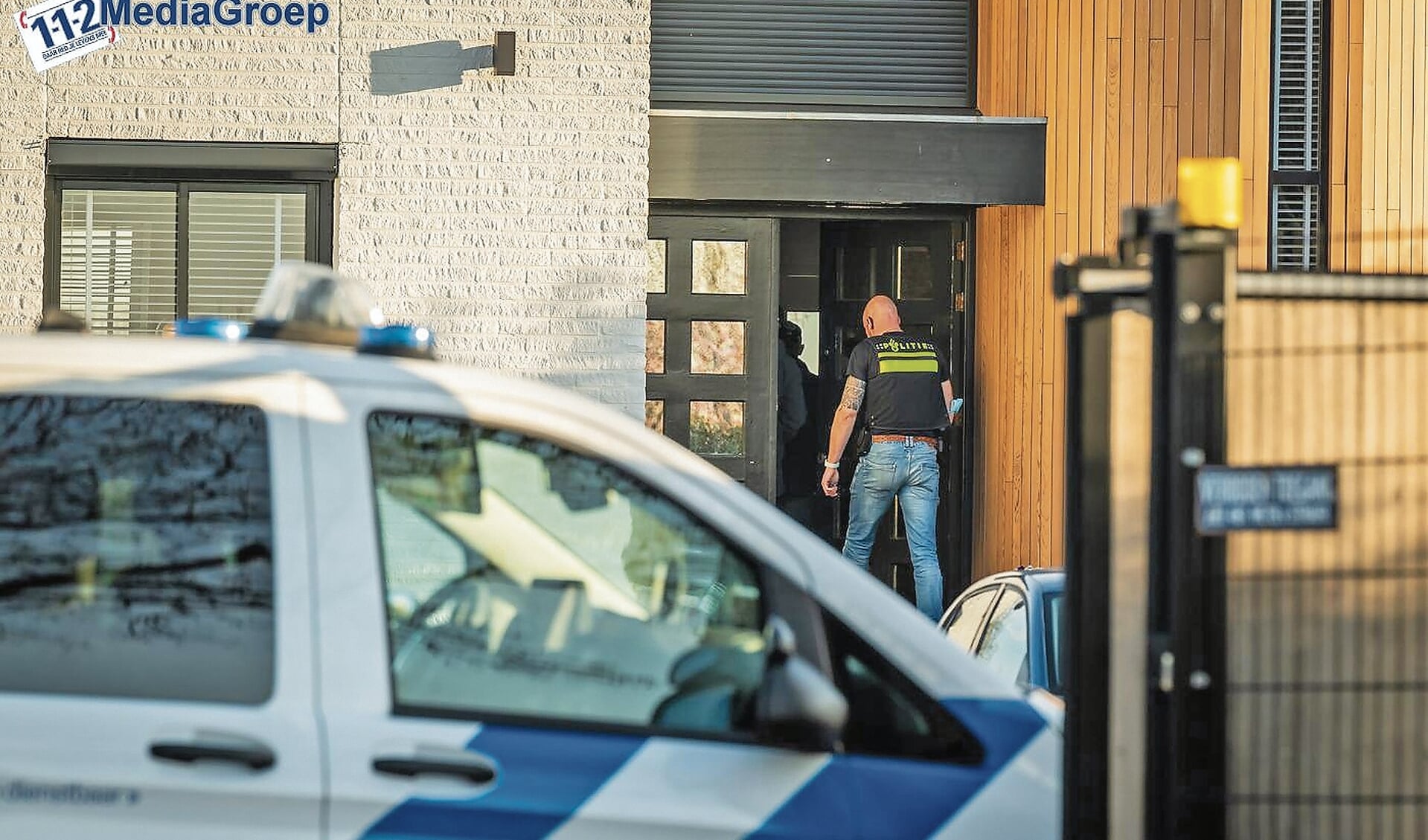 Vorige week dinsdag zijn er in het totaal vier politie-invallen gedaan in Montfoort, Ameide, Lopikerkapel en Haastrecht (foto Koen Laureij - 112provincieutrecht-nl.v1).