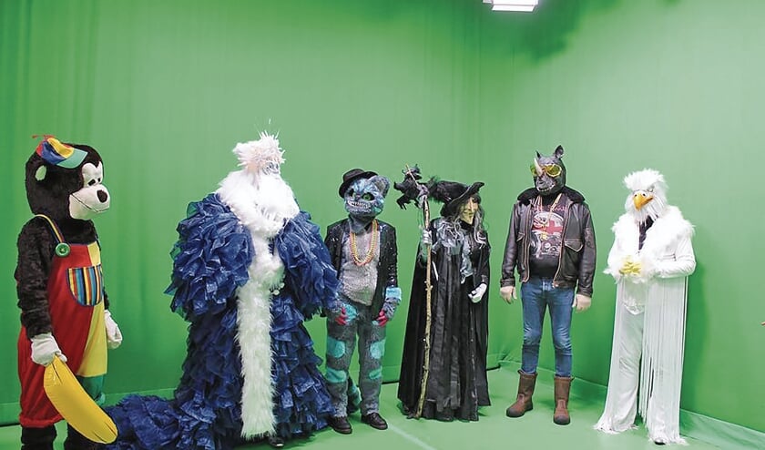 <p pstyle="BODY">The Masked Singers tijdens hun repetitie ...</p>