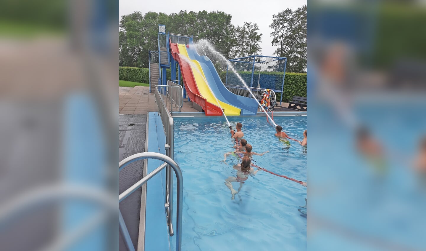 Voor jongere kinderen waren er spelletjes met de brandweer.