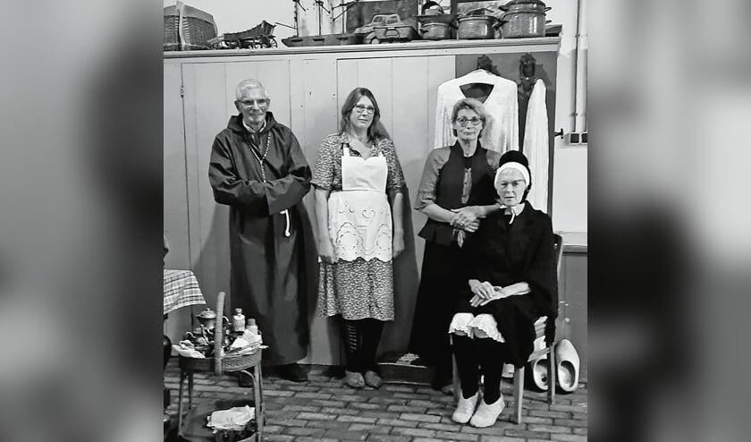 <p pstyle="BODY">V.l.n.r.: Kees van Dijk, Henriëtte Saarloos, Anneke van dijk en Truus Vermeulen.</p>