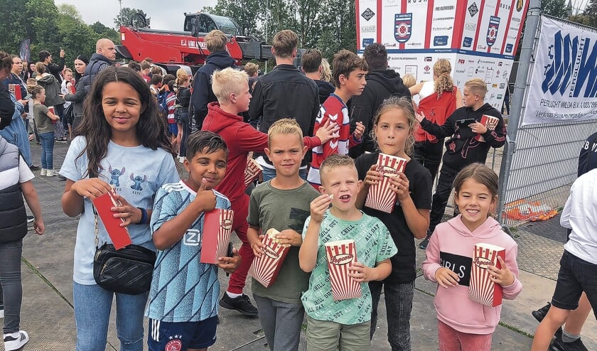 <p pstyle="BODY">Kinderen konden genieten van heel veel popcorn!</p>