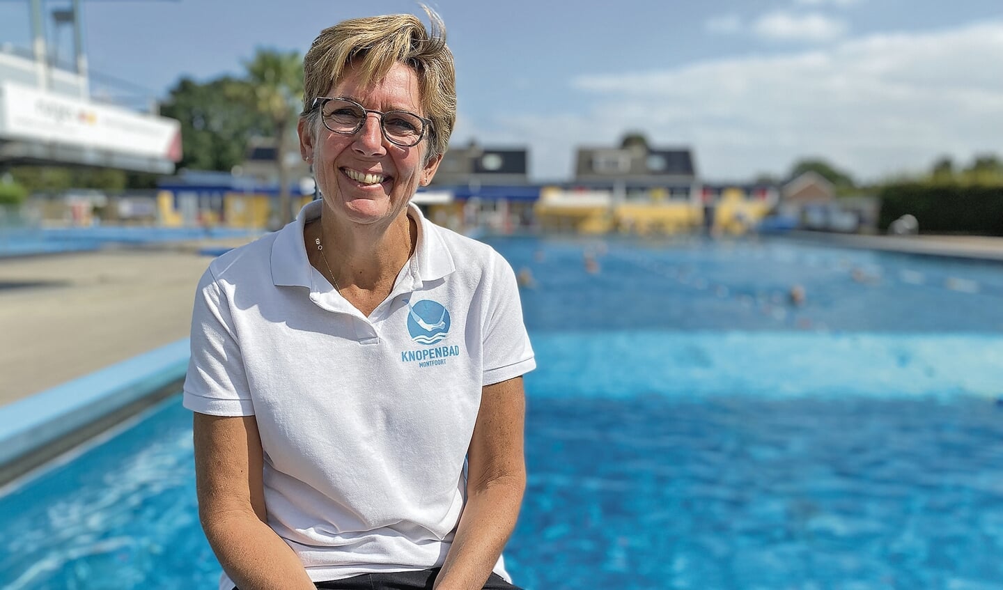 Badjuf Monique haalde zelf al haar zwemdiploma's in het Knopenbad.