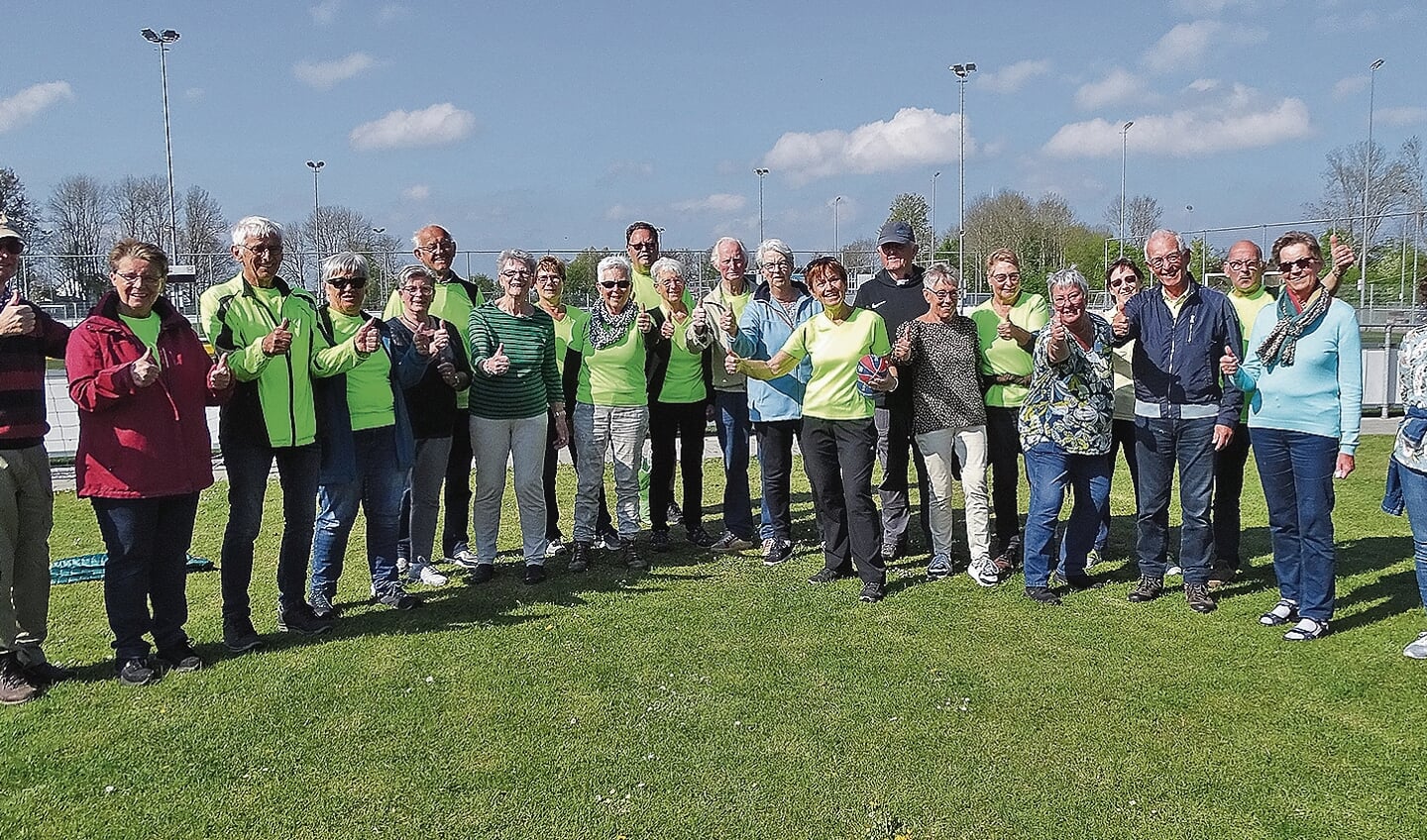 Er is een grote groep die mee doet met de clinic van LOGO.