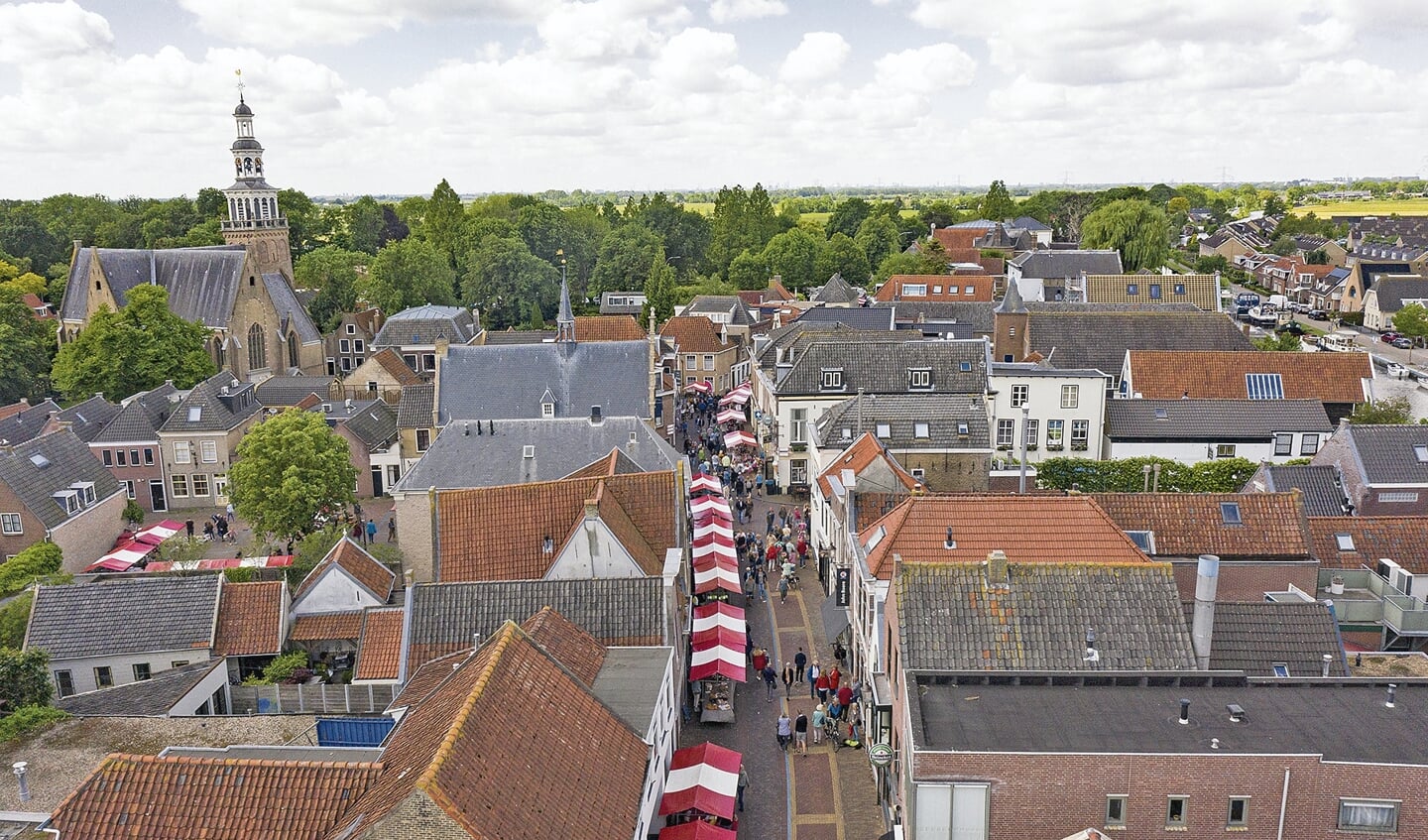 Kraampjes verspreid over het dorp.