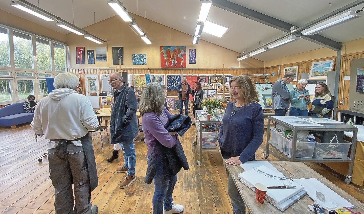 Zo'n honderd kunstliefhebbers kwamen af op de expositie T in 't Atelier.
