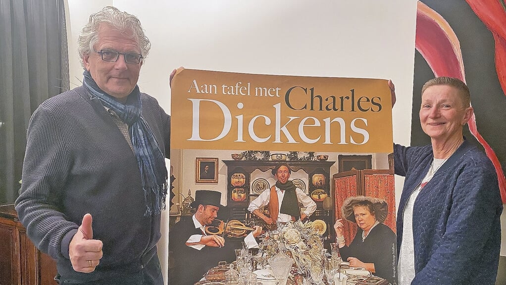 Frans van Vliet en José Breedveld zijn er trots op datCharles Dickens in Montfoort te zien en te beleven is.