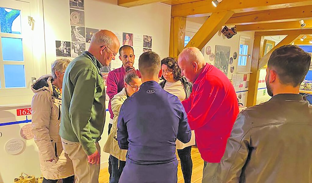 Vrijwilliger Touwmuseum Marinus Bonte vertelt over touw.