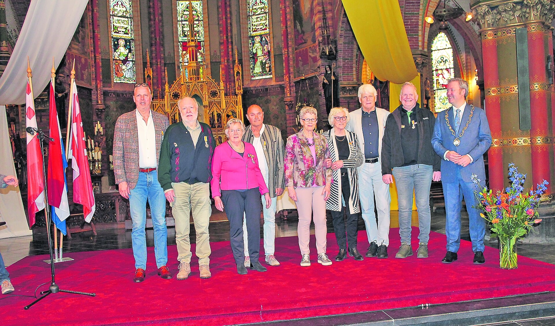 Het Regende Ook Lintjes In Oudewater - Ijsselbode.nl - Al Het Nieuws ...