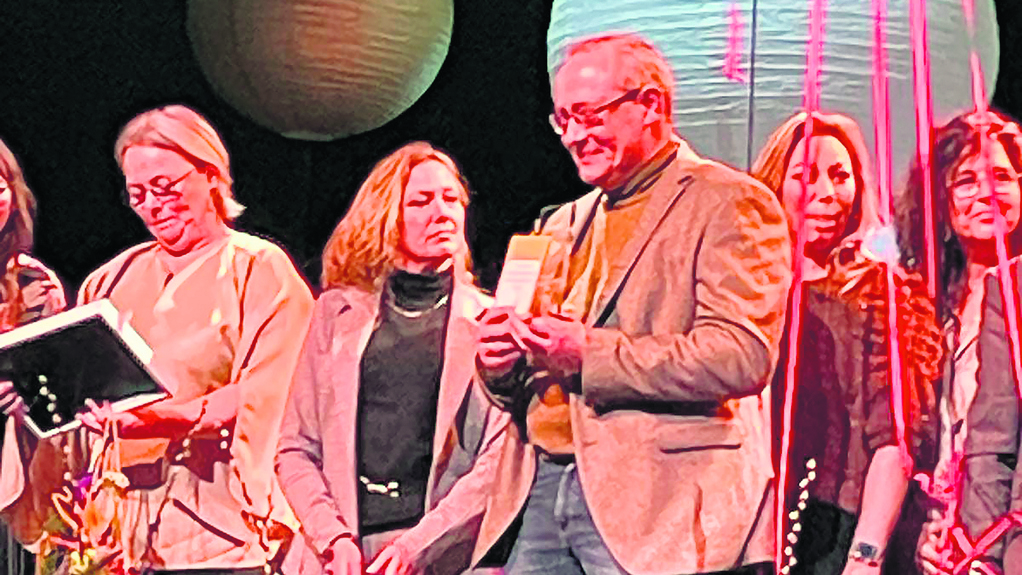 Dick Hoogendoorn ontving de Ondernemersprijs (foto: Lima fotografie).