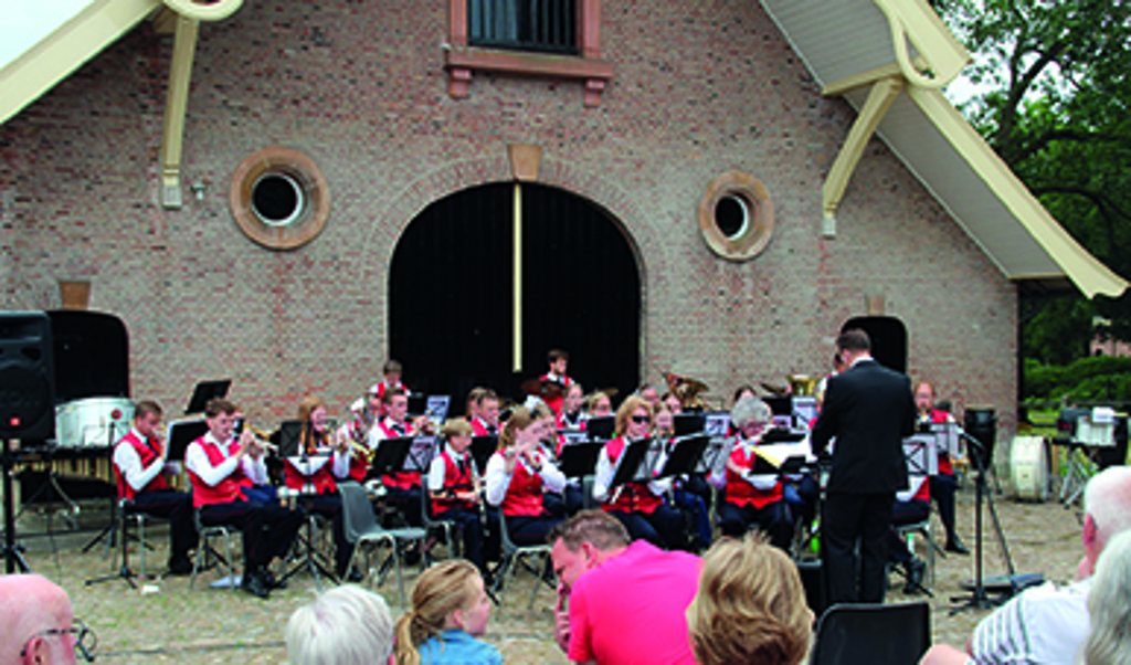 Sfeervol Zomerconcert Twickel - Het Laatste Nieuws Uit Hof Van Twente.