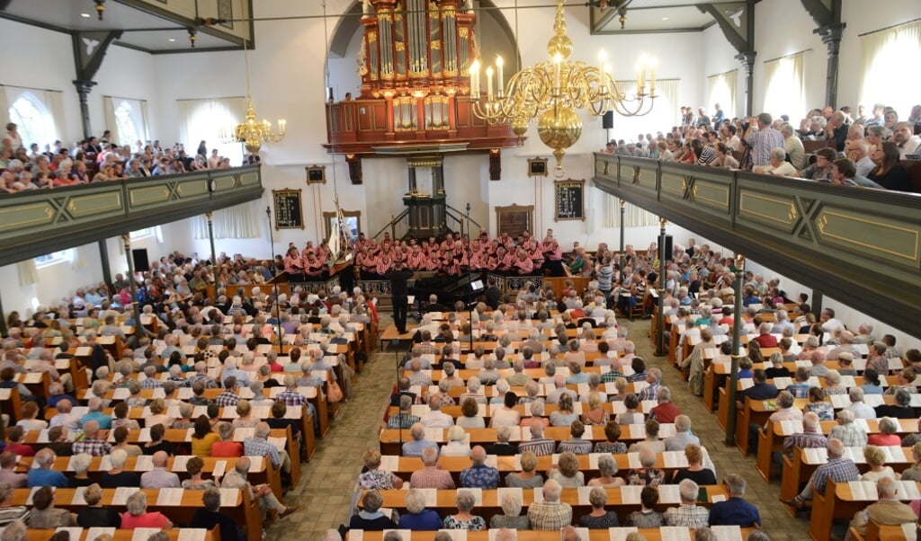 Volle bak tijdens Zingen in de Zomer Nieuws uit Urk