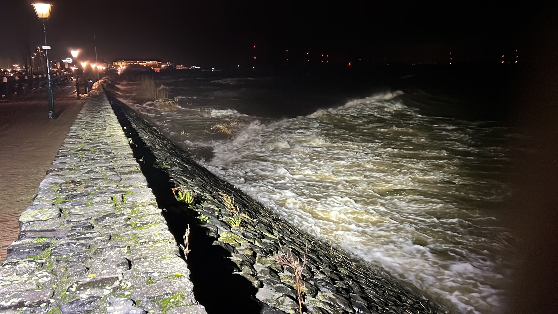 Storm Conall Raasde Woensdagmiddag En - Avond Ook Op Urk Langs - Nieuws ...