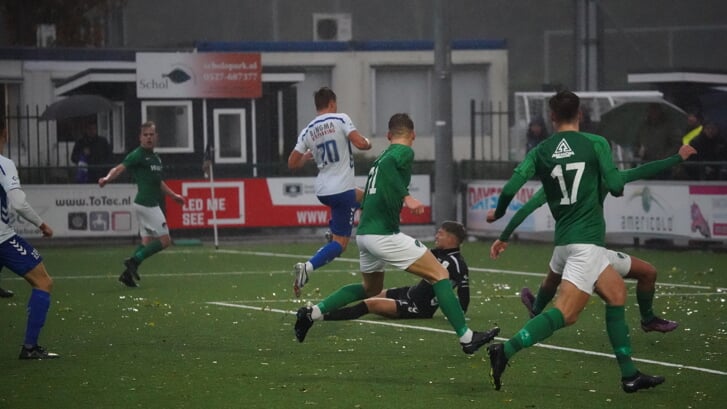 Urk ging thuis met 1-3 onderuit tegen Eemdijk.