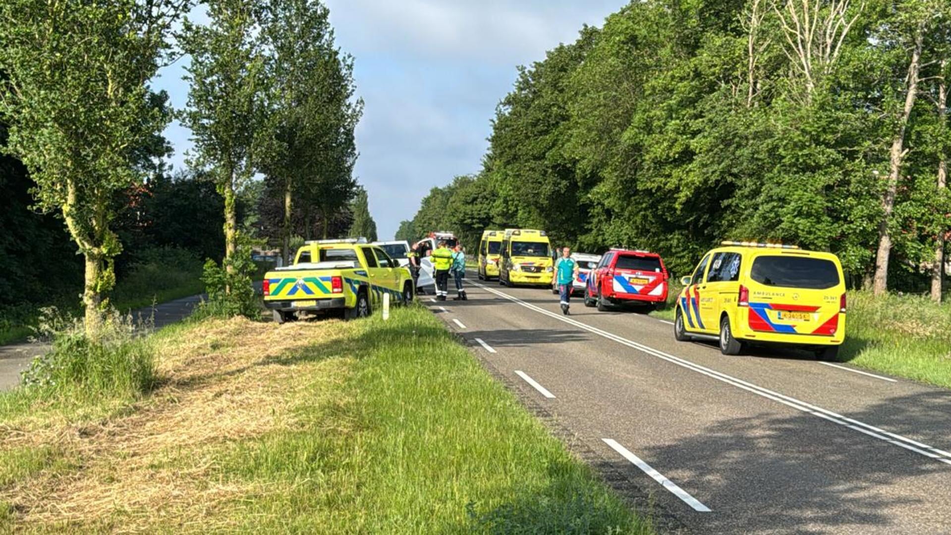 Vrouw (35) Uit Espel Overlijdt Bij Ernstig Ongeval Op De Staartweg Bij ...