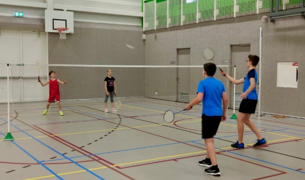 <p>Winnaars Stan Bleijenberg en Elise in actie</p>