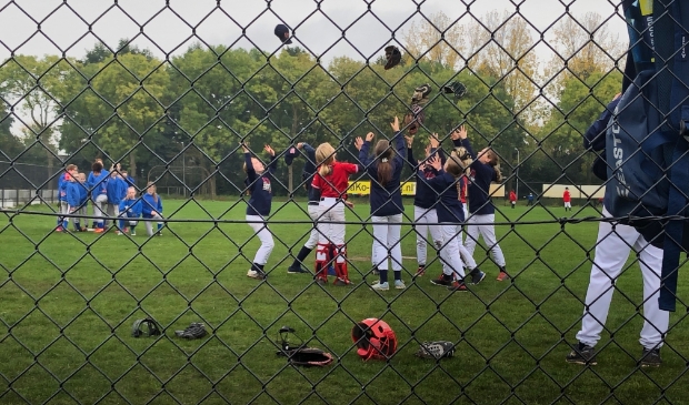 UVV Softbal meiden