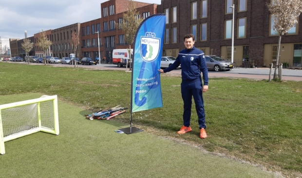 Hockeyclinic voor basisschool Leeuwesteyn