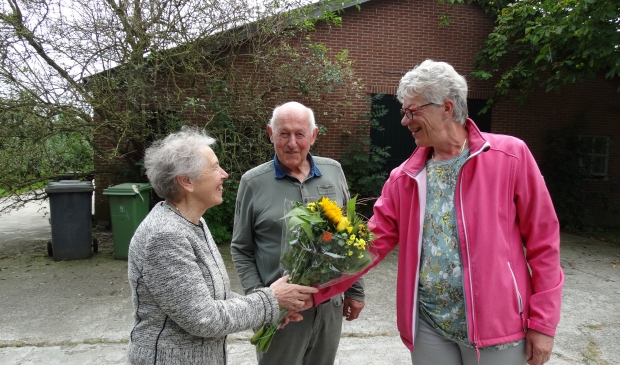 Een bloemetje voor de fam van Oosterom