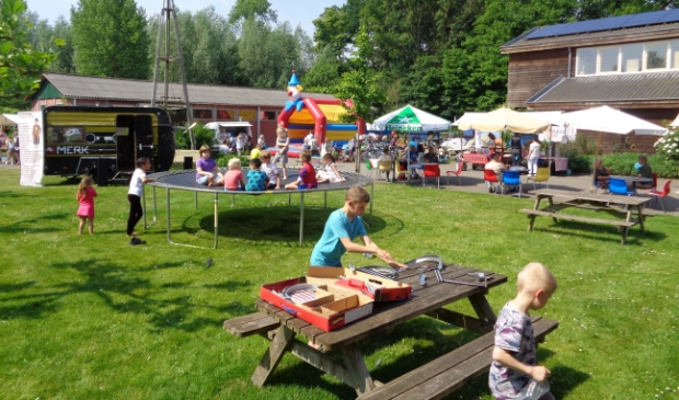 Impressie lentemarkt Emmaus Haarzuilens