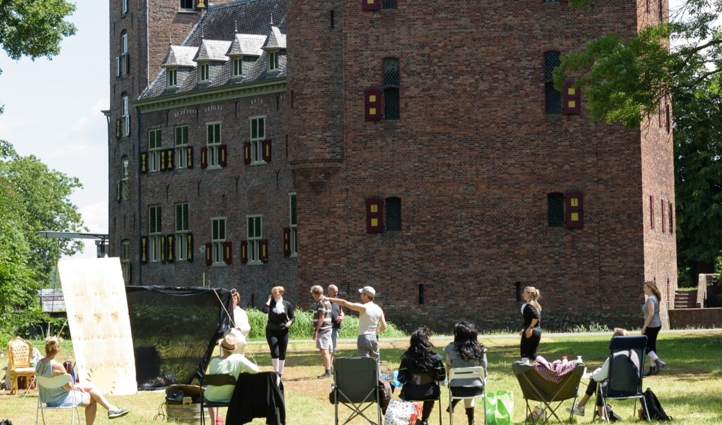 Repetities bij kasteel in volle gang
