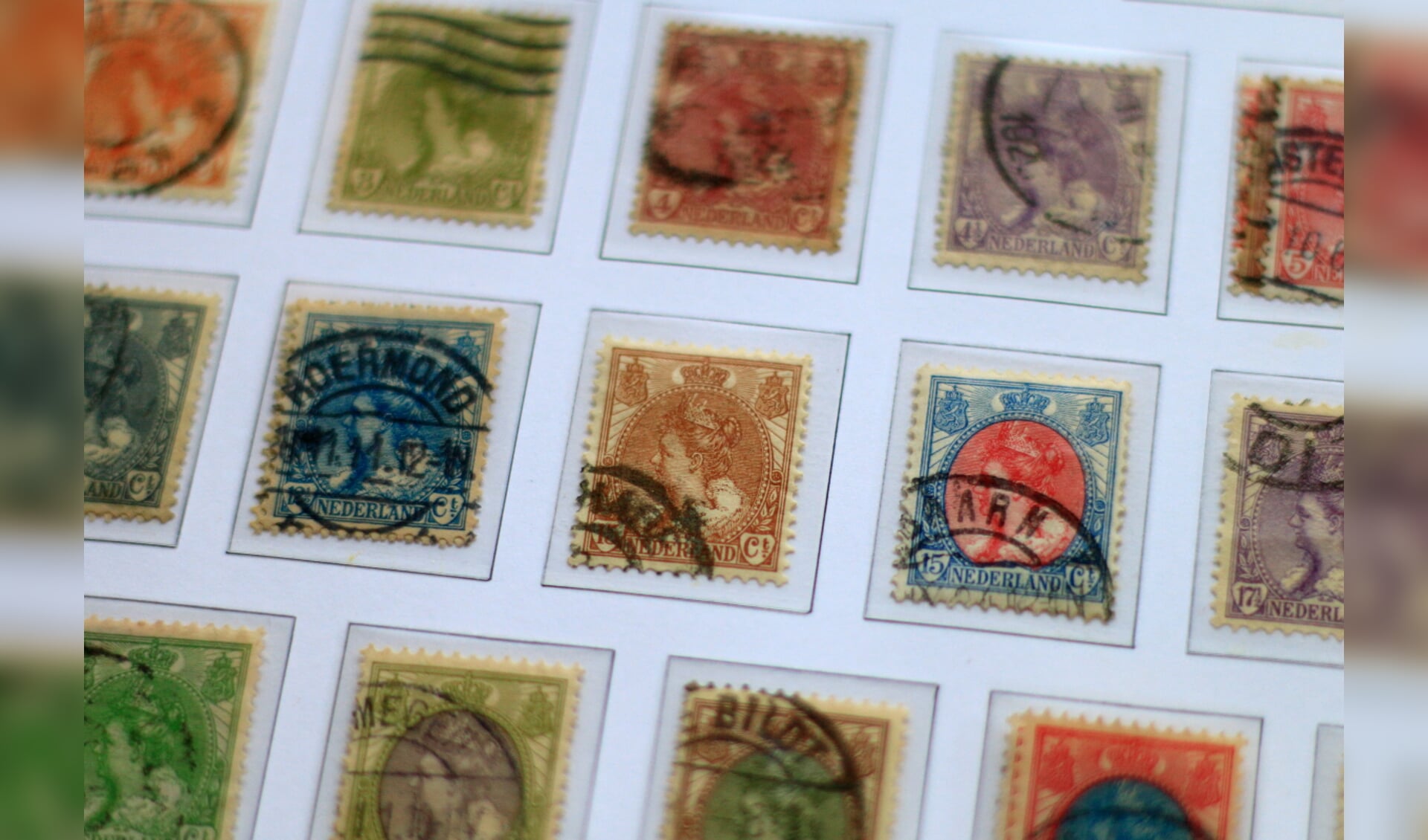 Postzegels koningin Wilhelmina