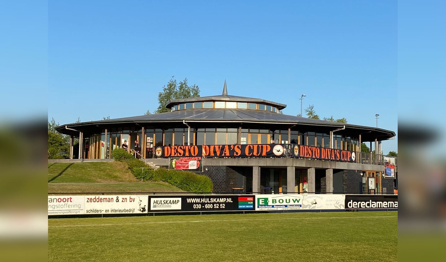 9de editie van hét meiden- en damesvoetbaltoernooi van Midden-Nederland bij  C.O.V. DESTO - VARnws Leidsche Rijn