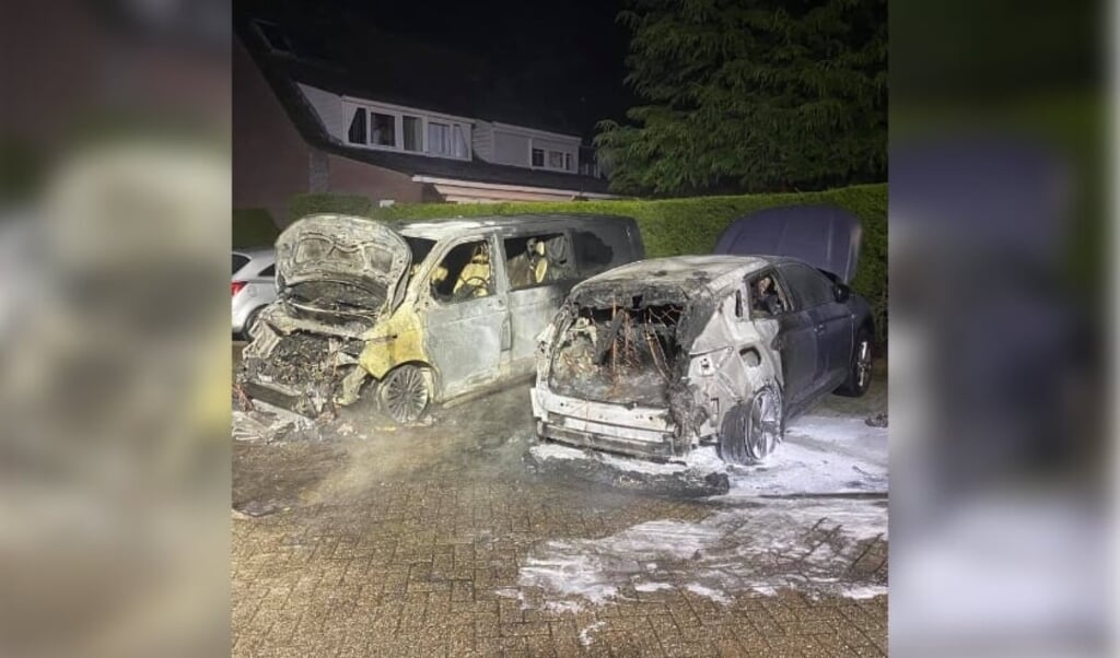 Autobrand in Reigerskamp. Foto: Brandweer Maarssen