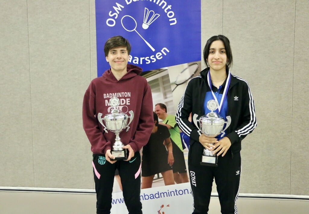 Jits Karczewski en Mahi Goyat clubkampioenen bij de jeugd van OSM Badminton