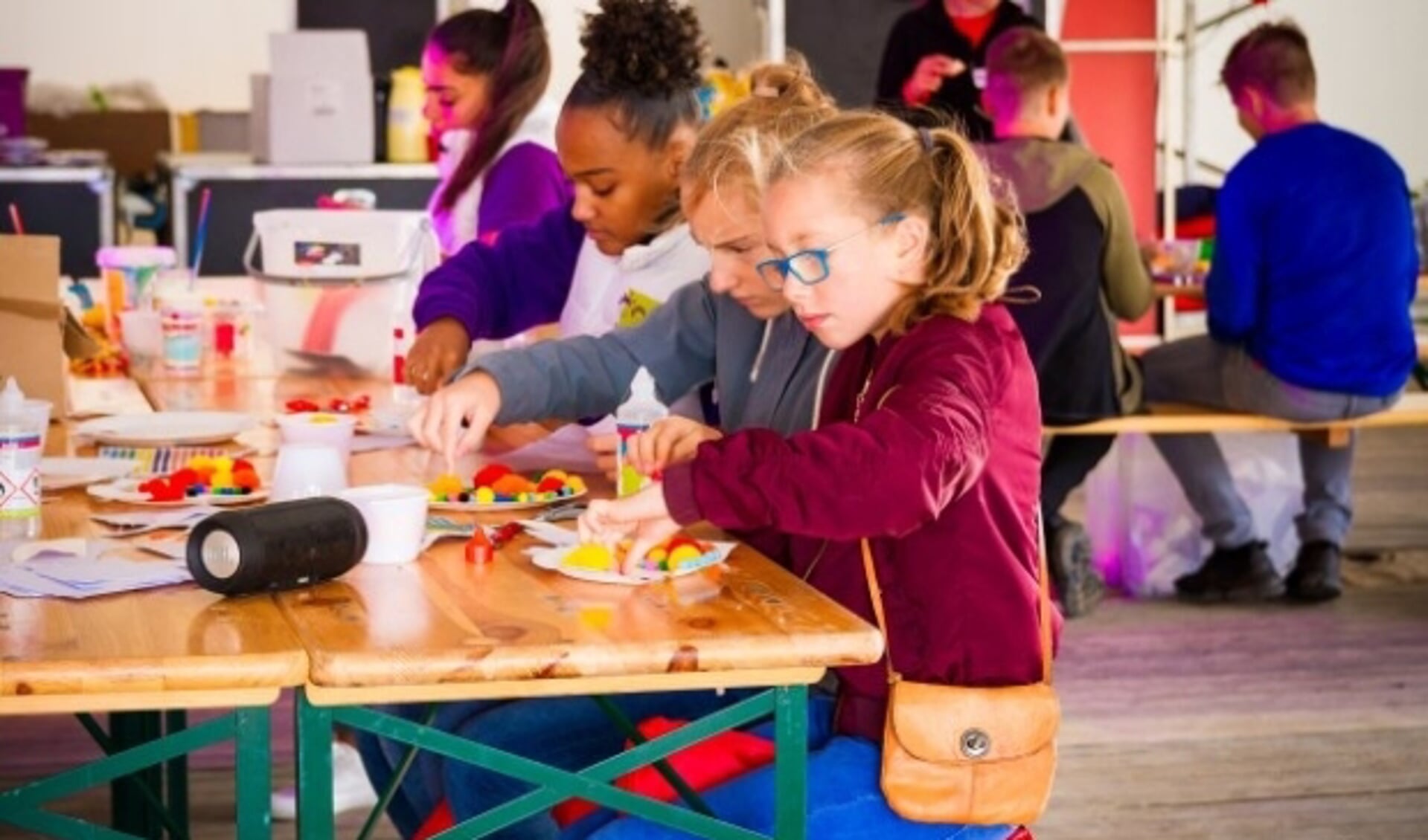 Kinderen kunnen tijdens Opperdepop allerlei activiteiten ondernemen in het Kidspaviljoen. (Foto: Evert Buitendijk Fotografie)