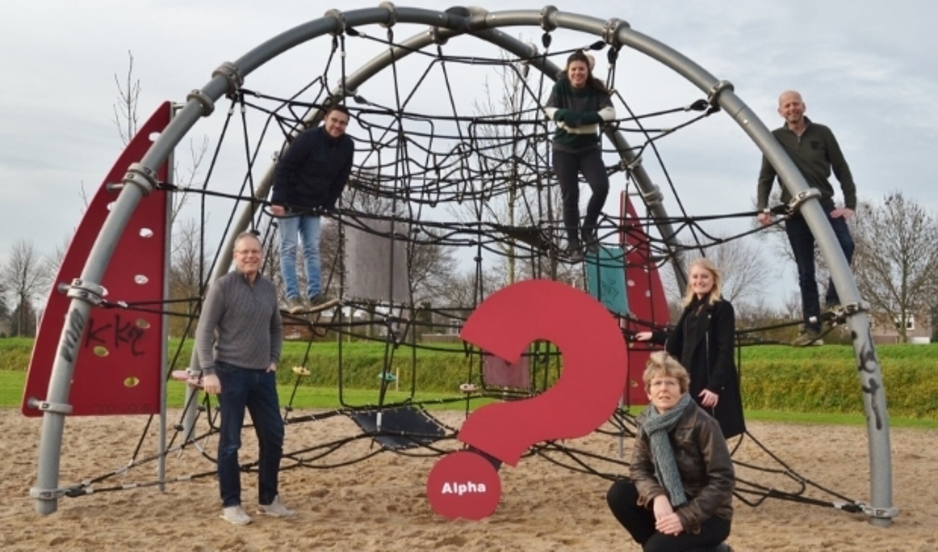 Het Alpha team 2021. Van links naar rechts: Johan, Pieter, Renske, Carina, Tamara en Guido.