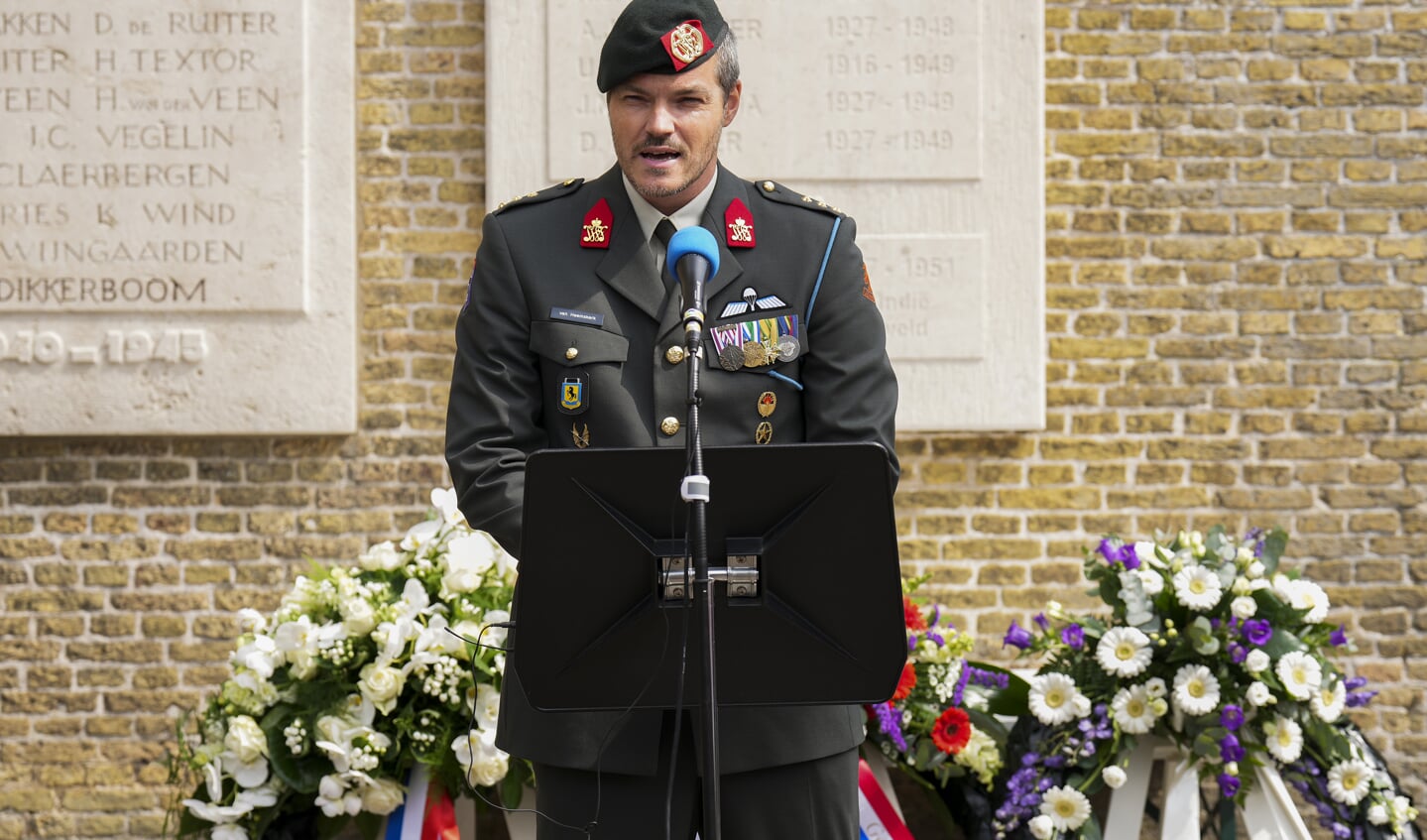 Kapitein Van Heemskerk Foto Gewoan Dwaan / Douwe Bijlsma