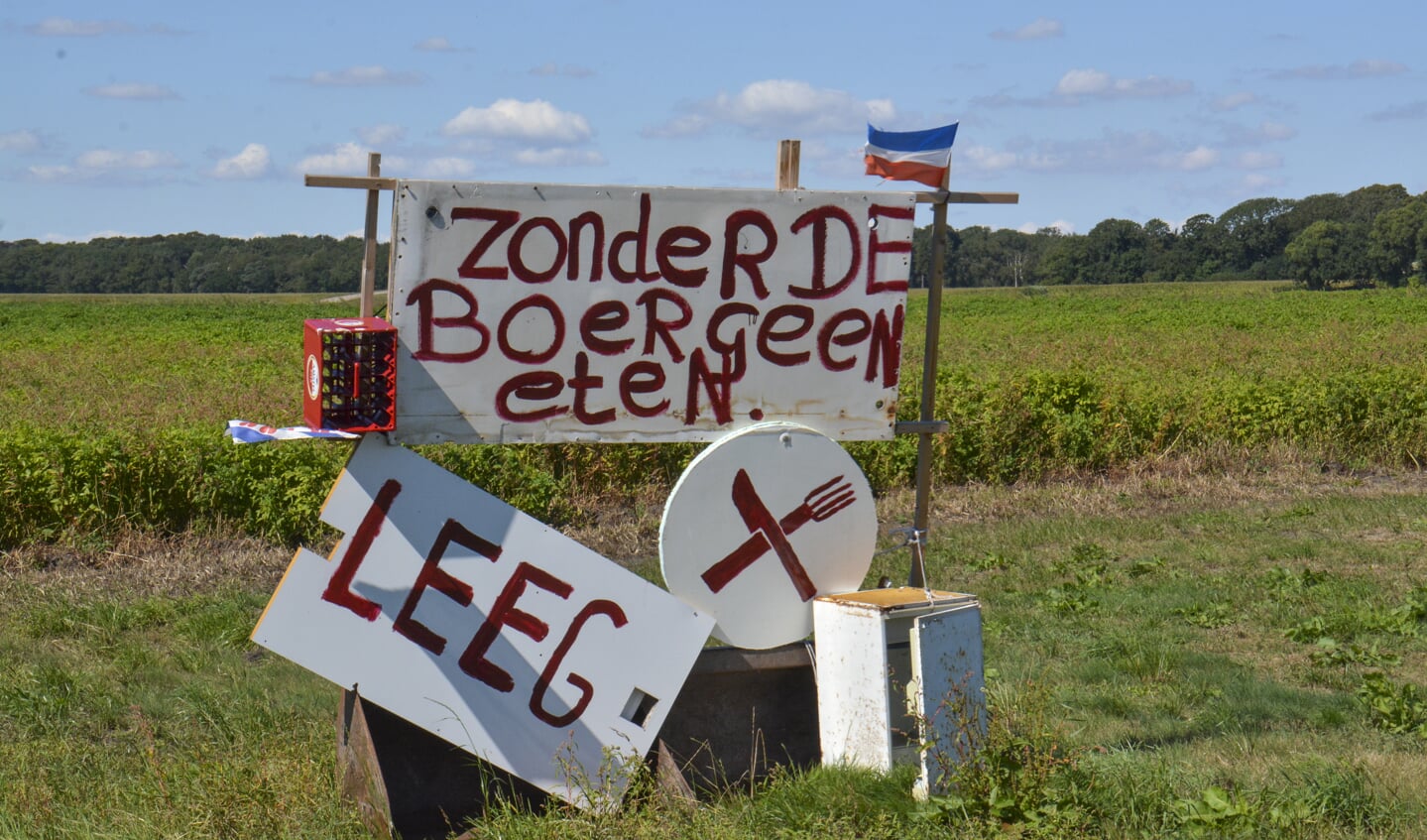 Het boerenprotest bij Sint Nyk Foto Thewes Hoekstra