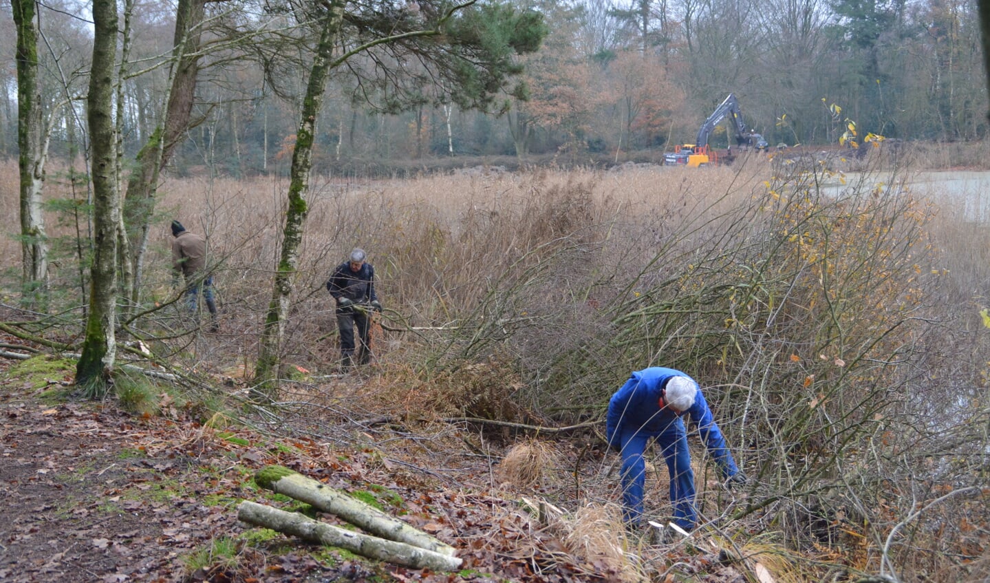 Groot onderhoud aan de Vegelinbossen Foto Thewes Hoekstra