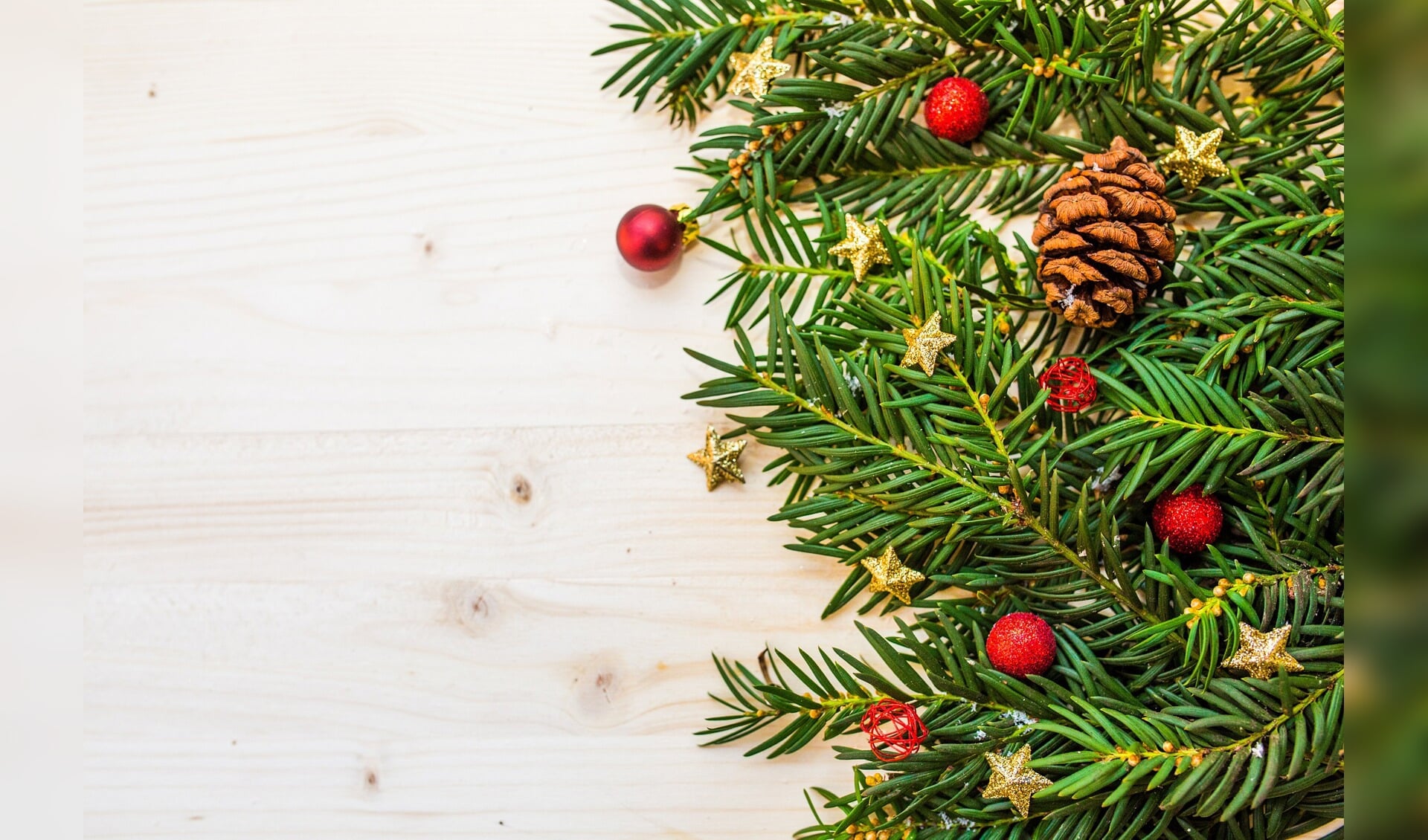 christmas-tree-g3a8279345-1920_3907407739.jpg