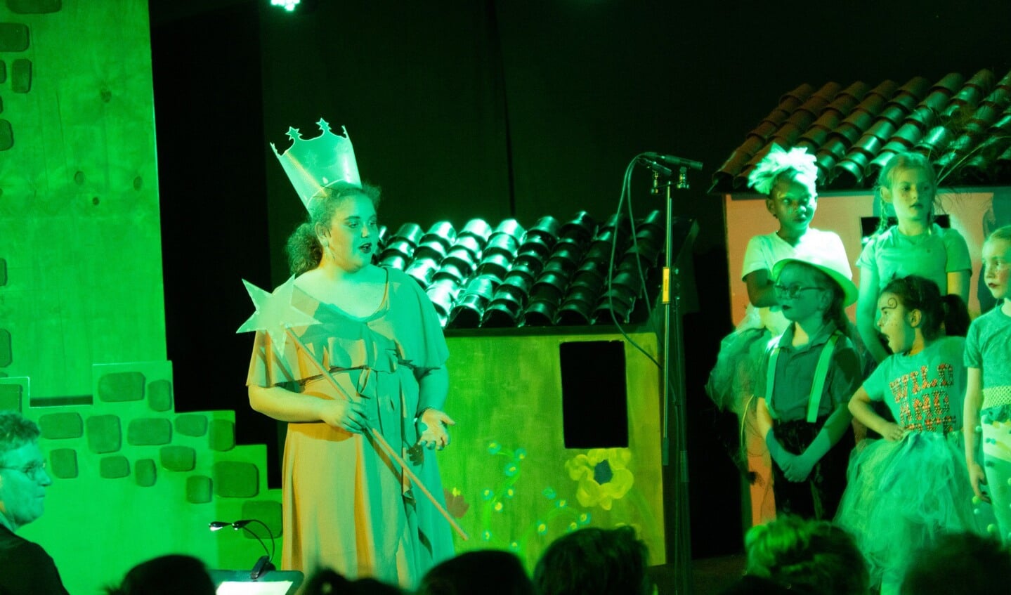 Uitvoering De Tovenaar van Oz door kinderkoor Prelude in Balk Foto Folkert Folkertsma