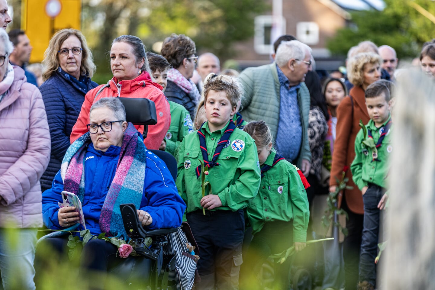 Stille tocht en herdenking bij monument Van Maasdijkstraat
