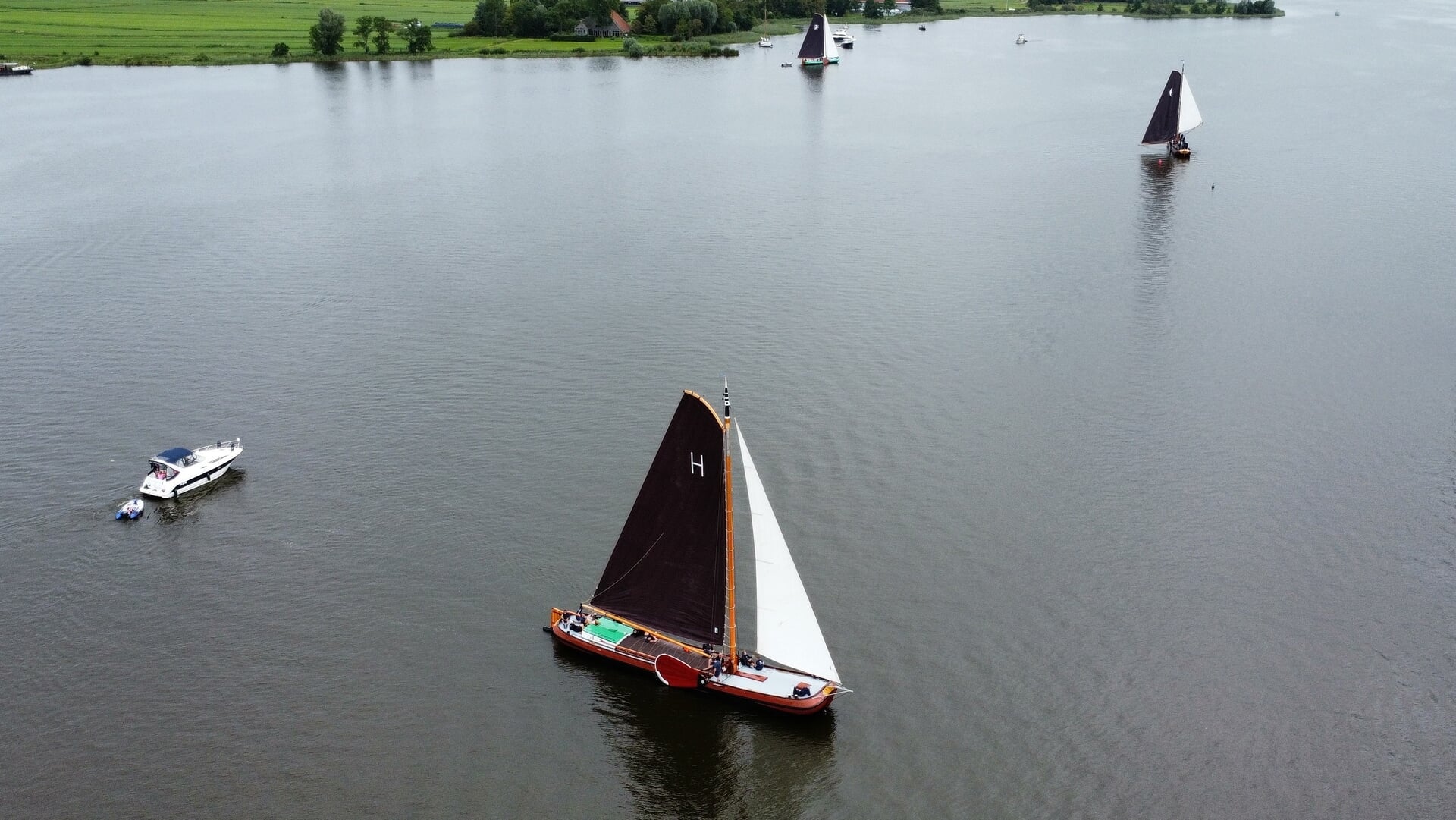 Skûtsje Event voor uitbreiding Hospice Heerenveen