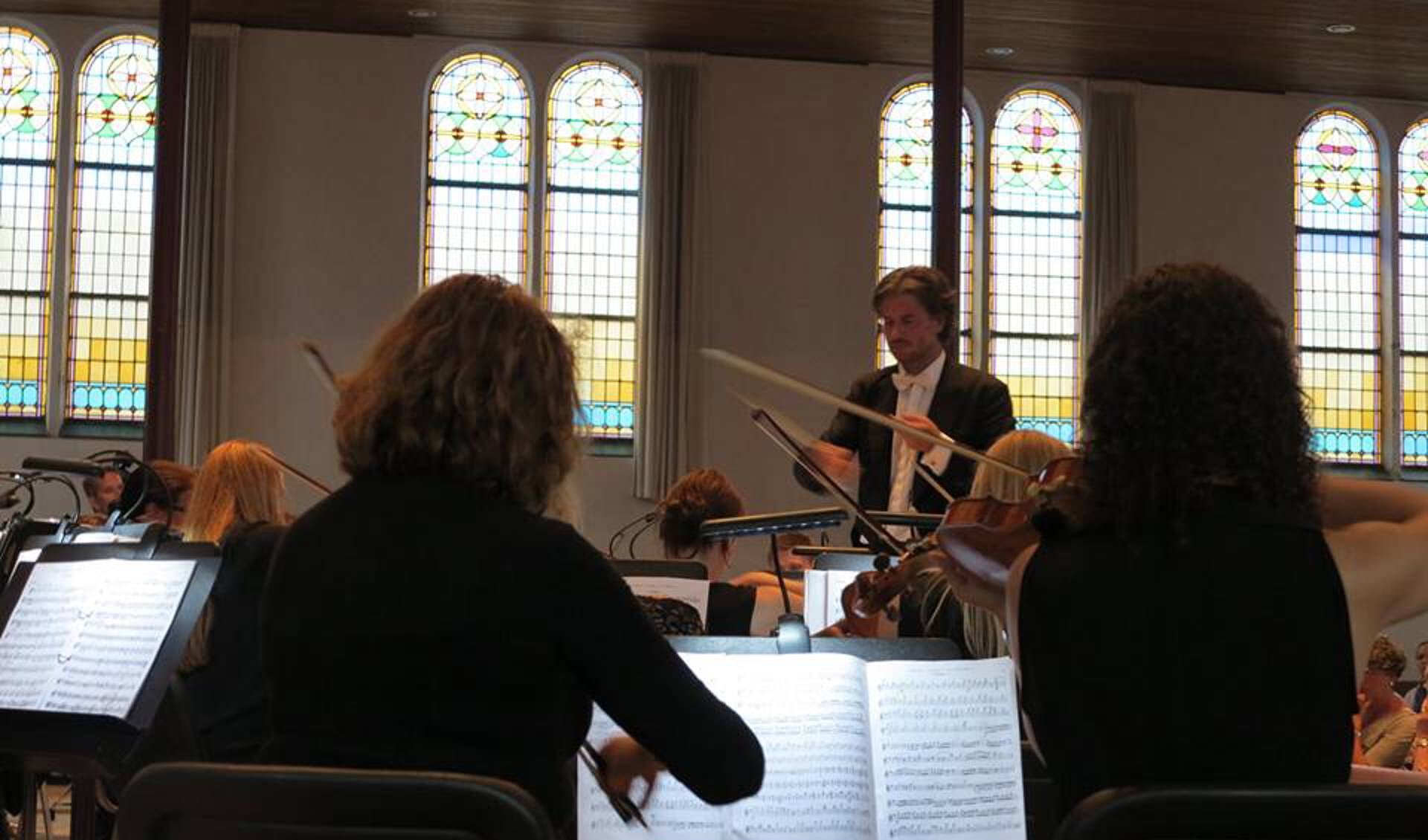 Onder leiding van Marcel Geraeds speelde Ridderkerks Symfonie Orkest in de Opstandingskerk