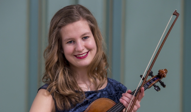 Violiste Chloë Elsenaar