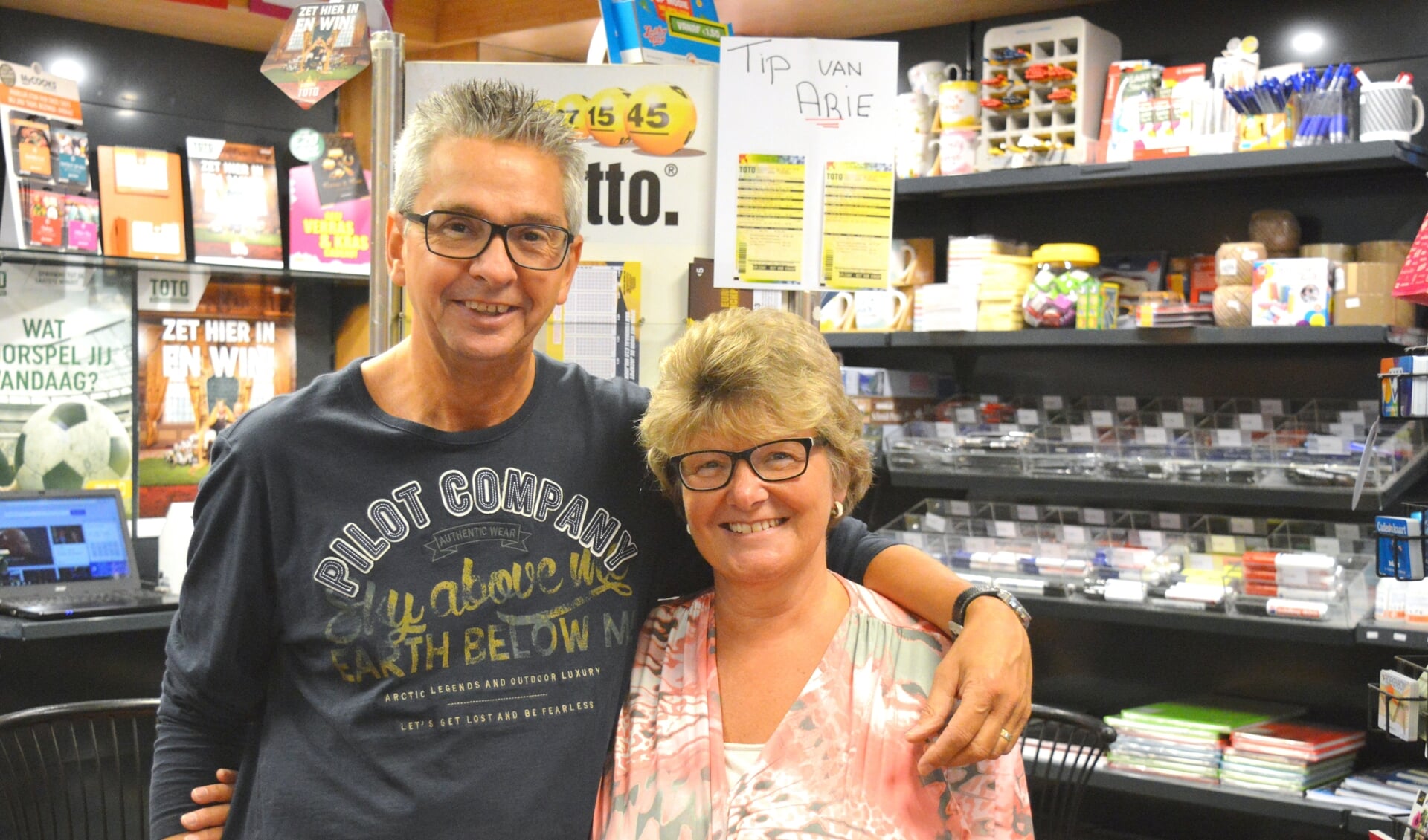 Arie en Fran van den Heerik hebben 25 jaar hun winkel aan het Dillenburgplein