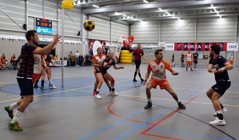 Tweemaal Zes werd door KCR weggevaagd: 32-2