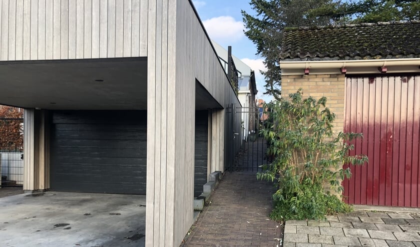 Dit voetpad is de kortste route van de parkeerplaats.